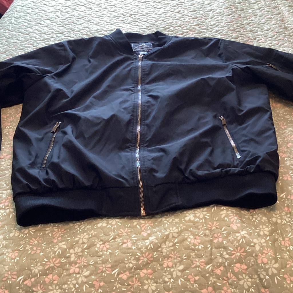 Men's Black Bomber Jacket With Zip Pockets L